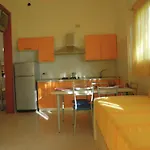 One Bedroom Flat With Terrace And Sea View アパート ビビオーネ
